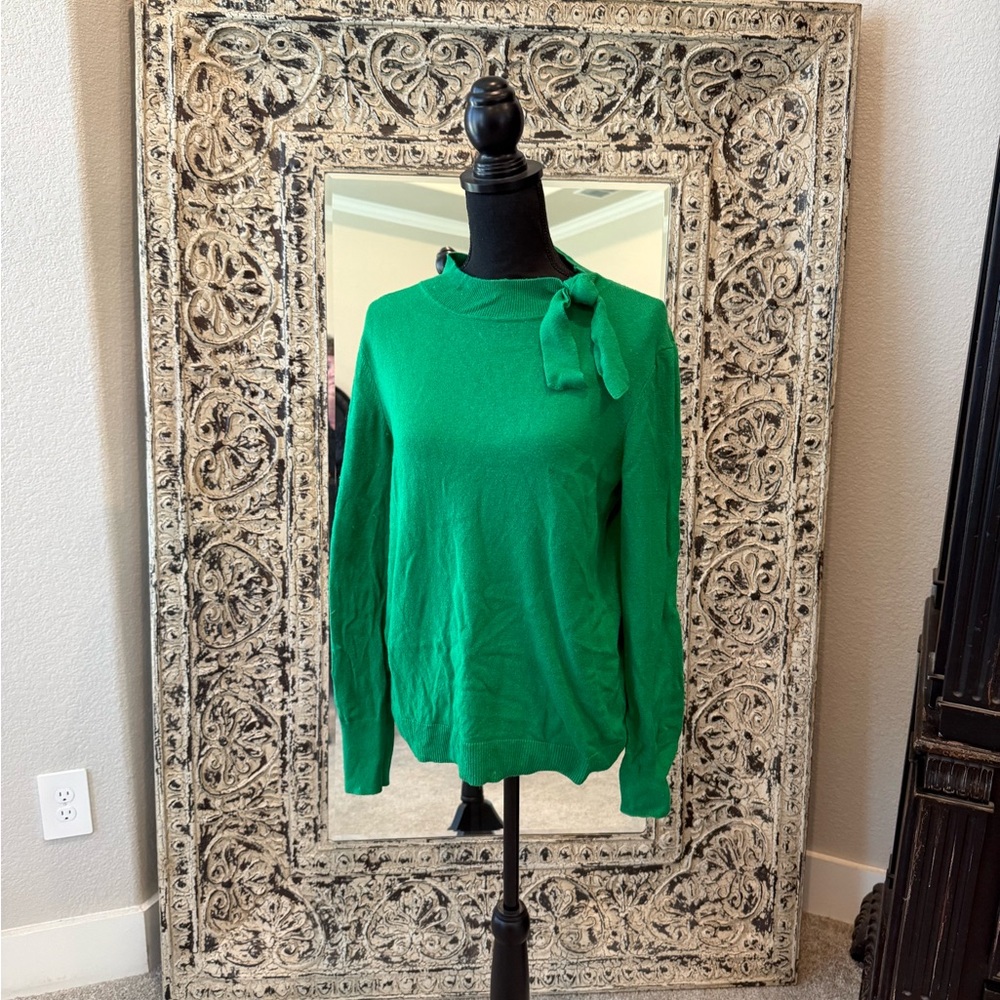 Green Sweater with Bow Detail